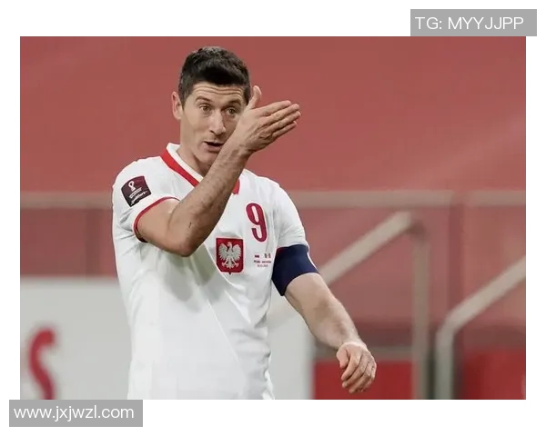 2018年知名足球球星与豪华汽车之间的独特故事揭秘