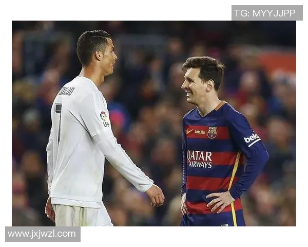 全球足球场十大传奇球星盘点：从梅西到C罗谁才是最佳之选