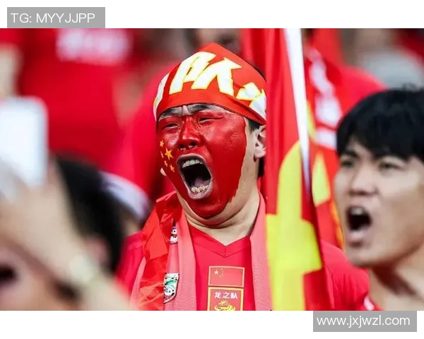 当足球迷偶遇球星时该如何应对才能既不过于激动又不失礼貌